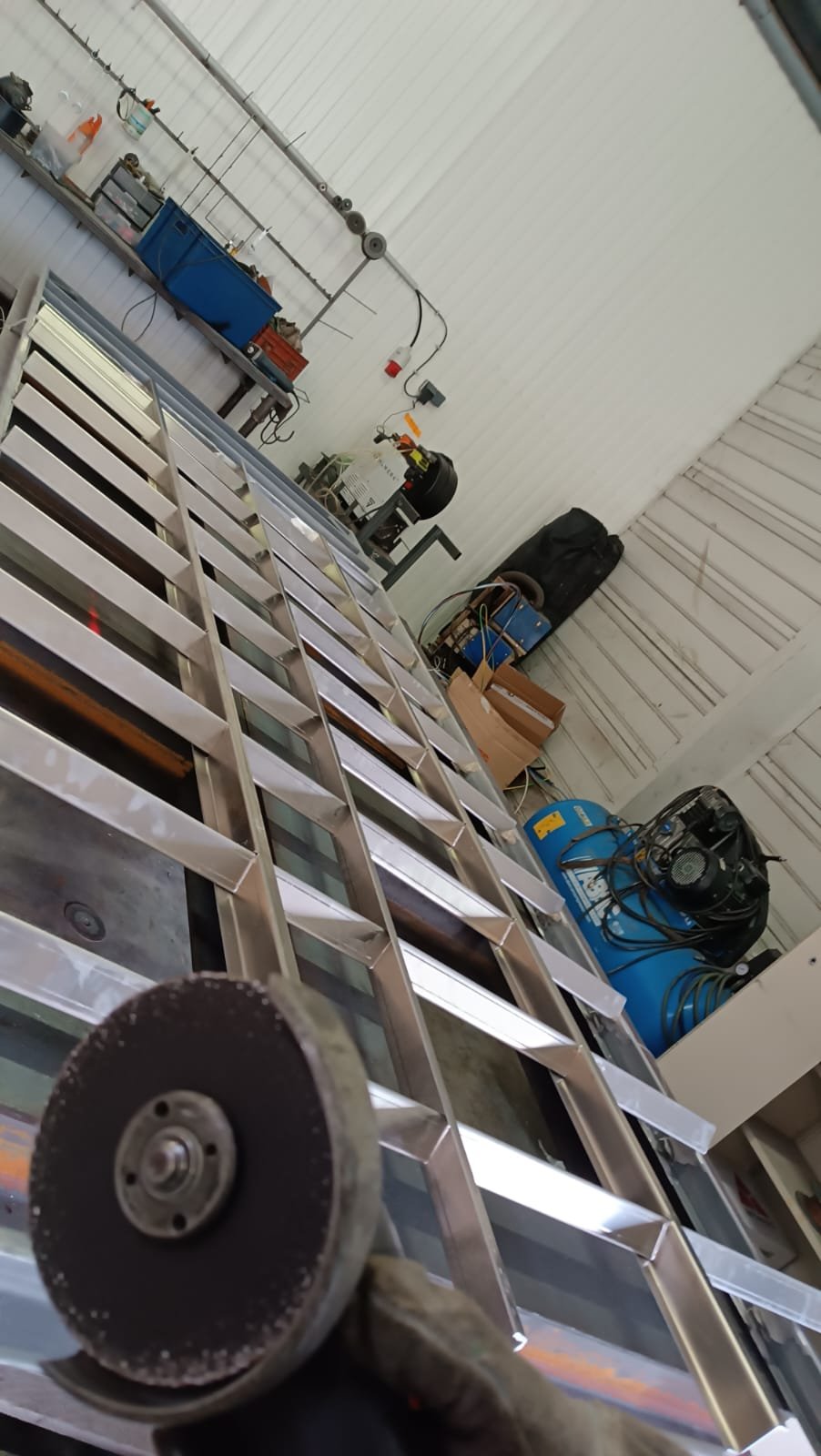 Structure aluminium sur mesure — AF Métal Service, Tonneins